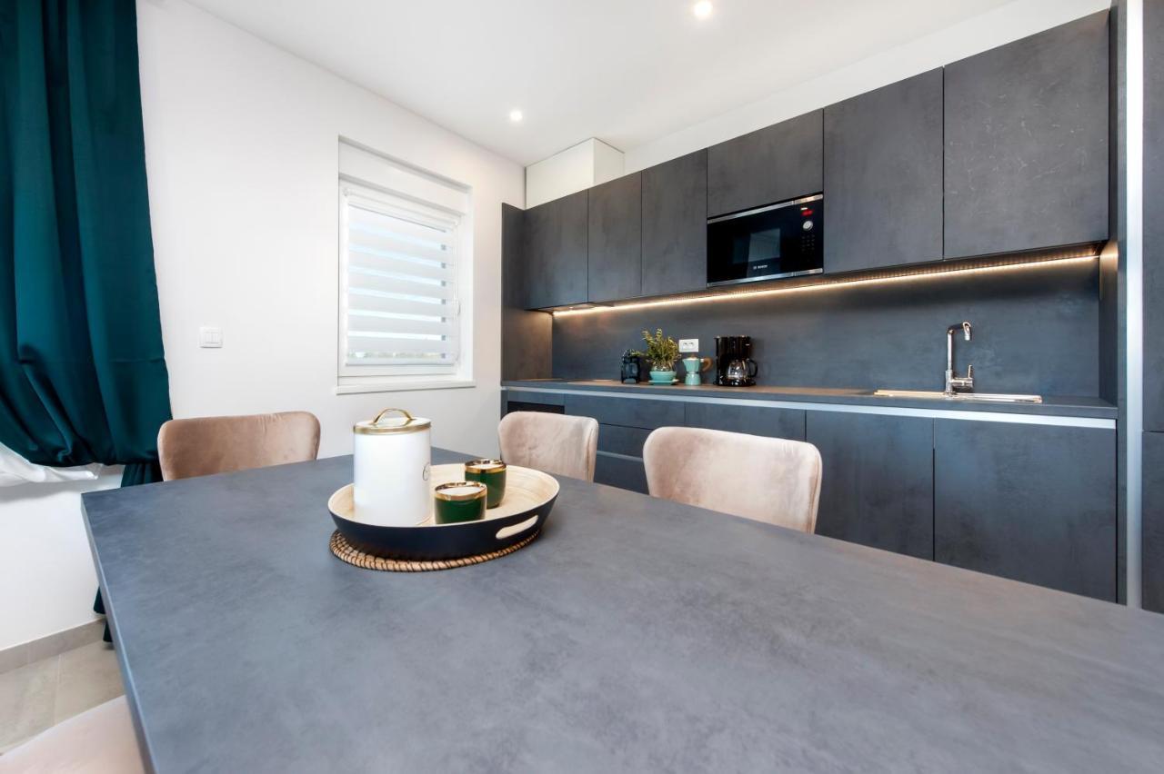 Grand Suite Cocaletto 2 罗维尼 外观 照片