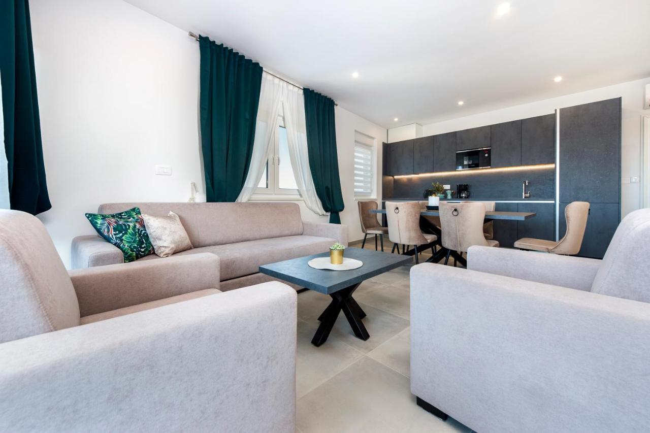 Grand Suite Cocaletto 2 罗维尼 外观 照片